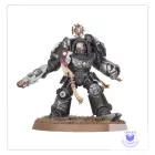 Captain in Terminatorrüstung
